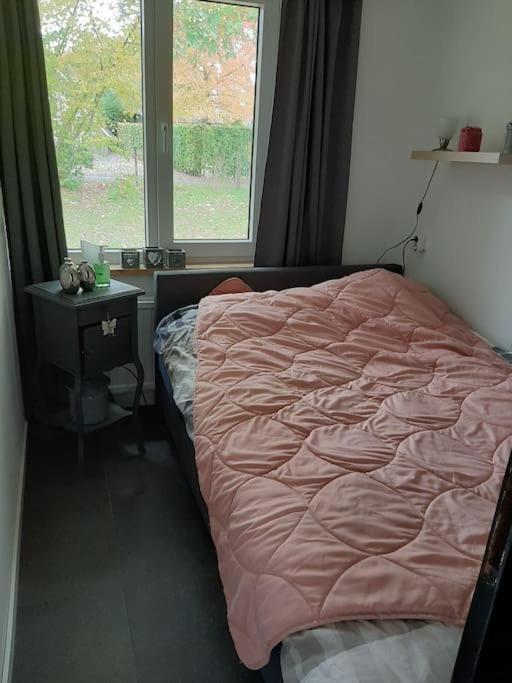 Vrijstaande Recreatievilla Met Ruime Omheinde Tuin Holiday home *